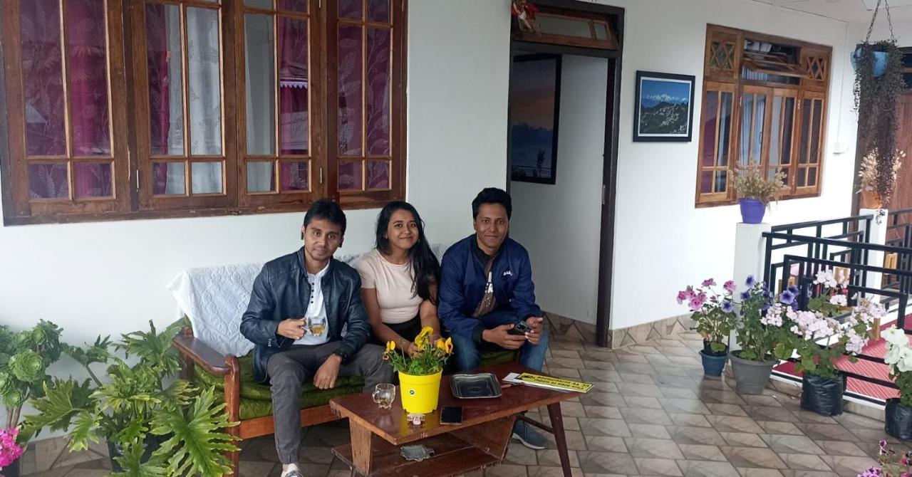 Valley View Homestay Дарджилинг Екстериор снимка