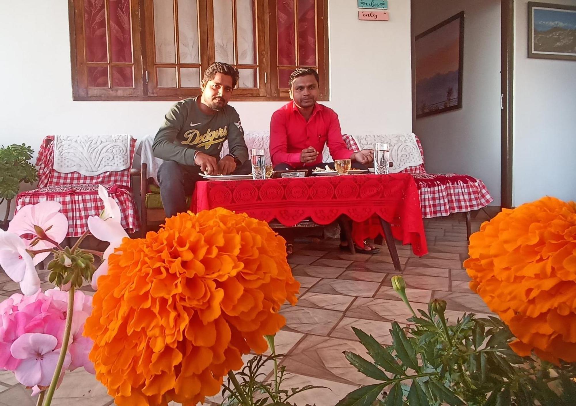 Valley View Homestay Дарджилинг Екстериор снимка