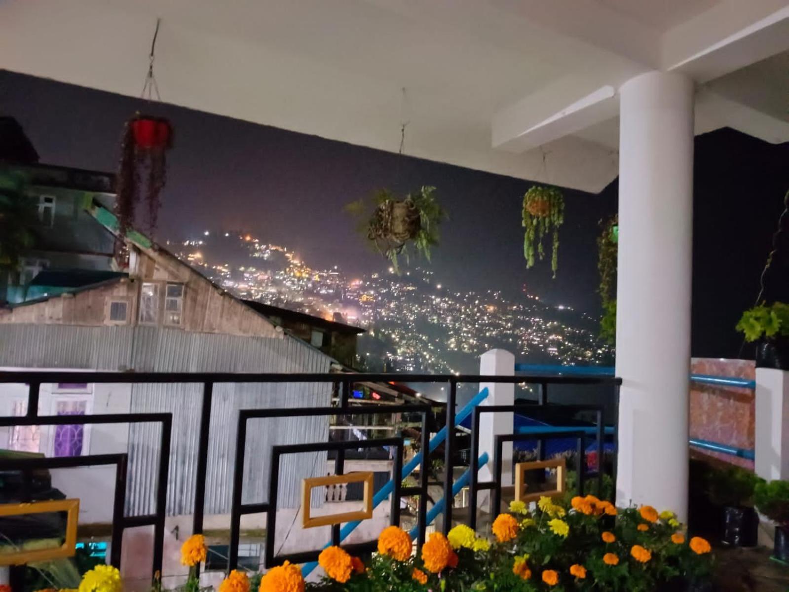 Valley View Homestay Дарджилинг Екстериор снимка