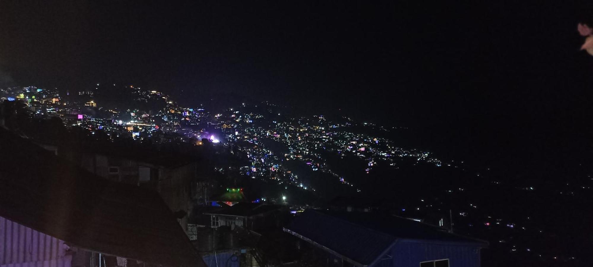 Valley View Homestay Дарджилинг Екстериор снимка