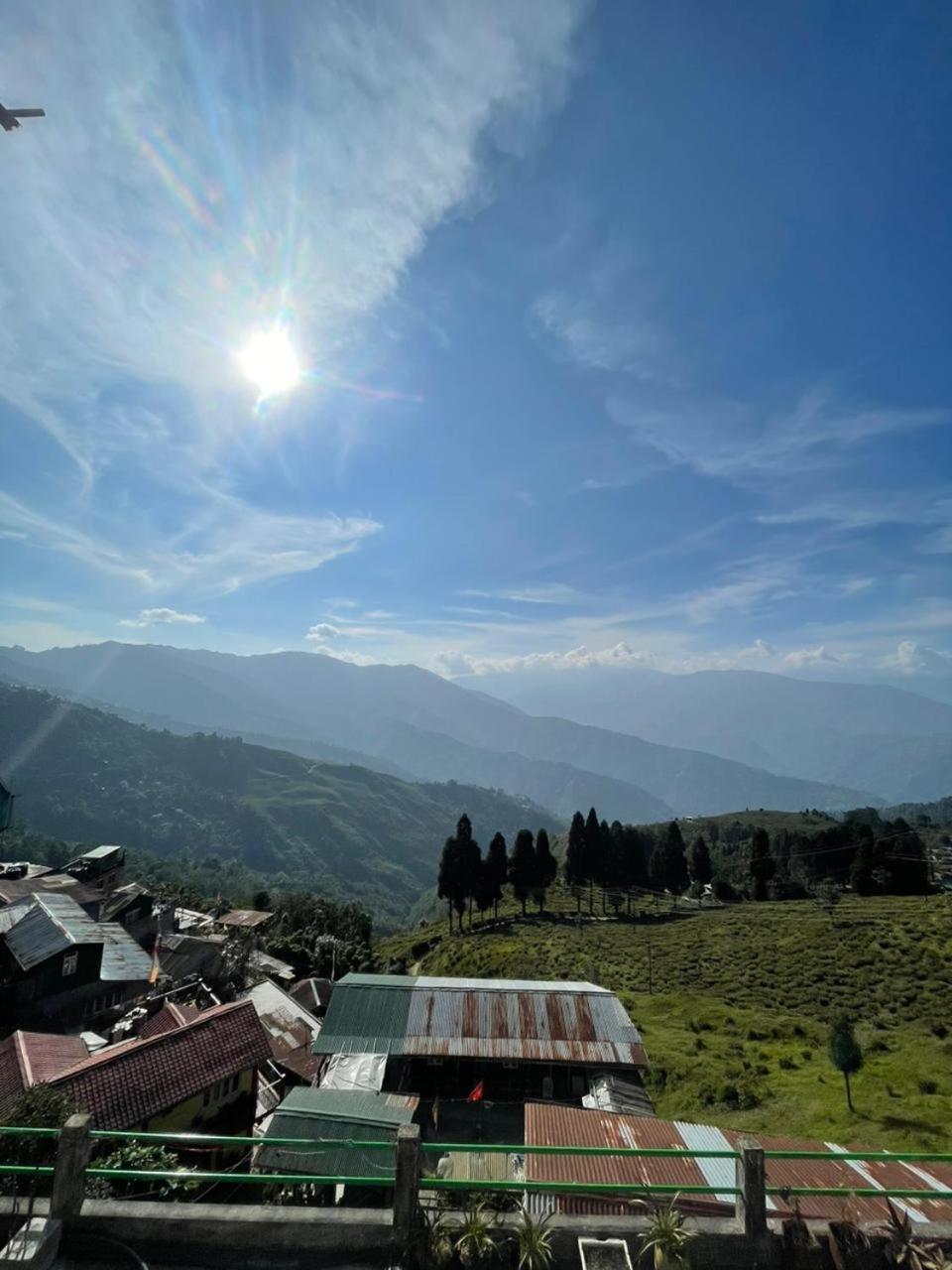 Valley View Homestay Дарджилинг Екстериор снимка