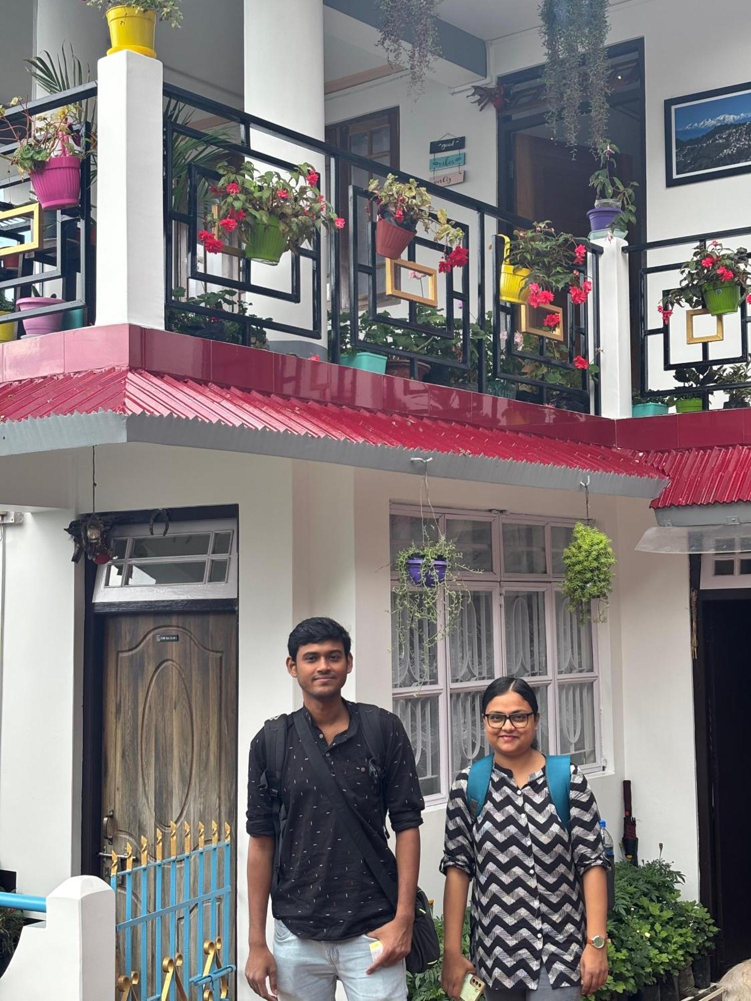 Valley View Homestay Дарджилинг Екстериор снимка